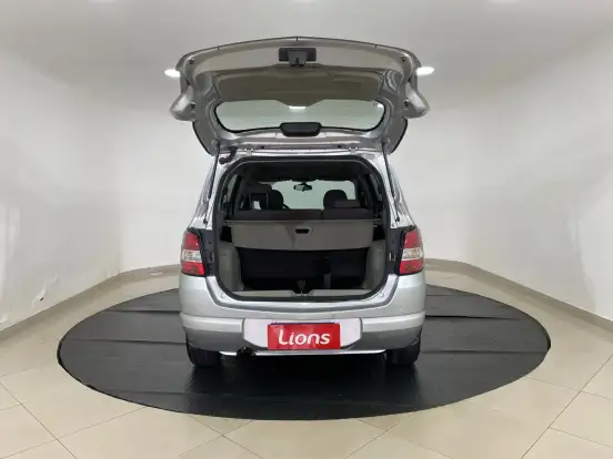 CHEVROLET-SPIN-2015