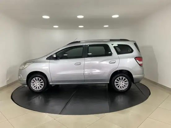 CHEVROLET-SPIN-2015