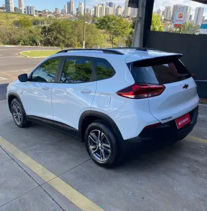 CHEVROLET-TRACKER-2020