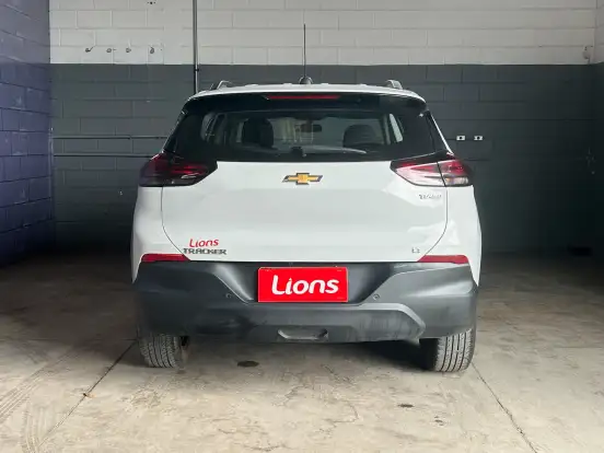 CHEVROLET-TRACKER-2025