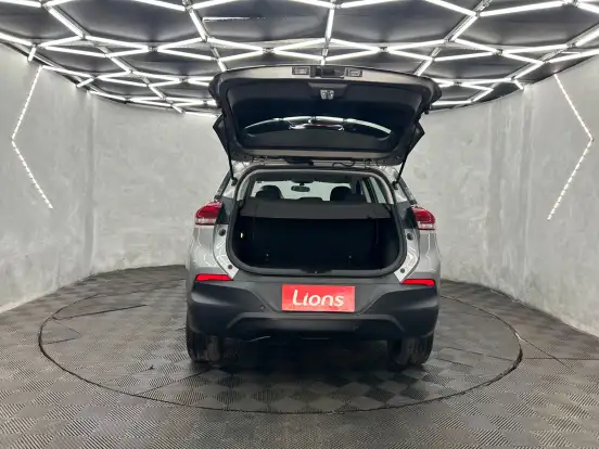 CHEVROLET-TRACKER-2025
