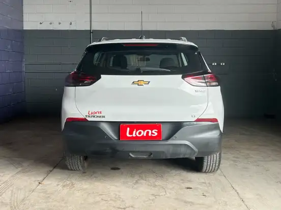 CHEVROLET-TRACKER-2025