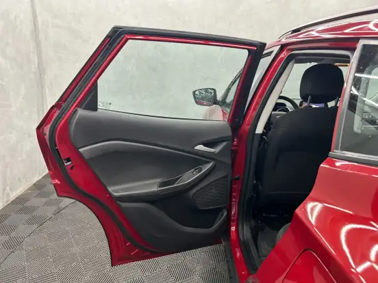 CHEVROLET-TRACKER-2024