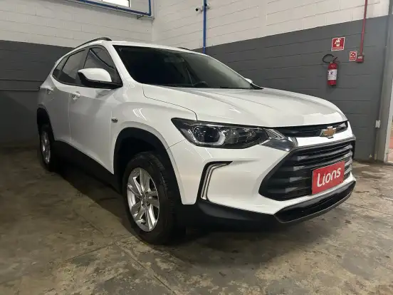 CHEVROLET-TRACKER-2023