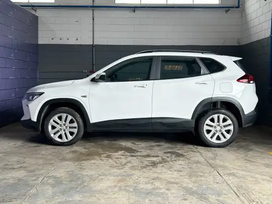 CHEVROLET-TRACKER-2025