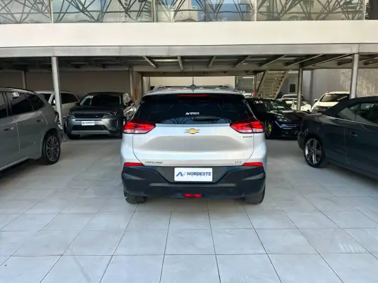 CHEVROLET-TRACKER-2021