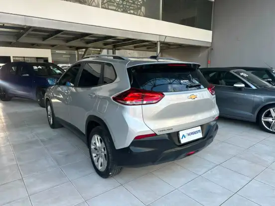 CHEVROLET-TRACKER-2021
