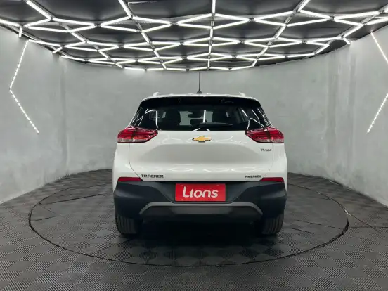 CHEVROLET-TRACKER-2023