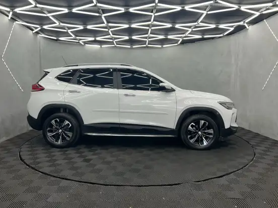 CHEVROLET-TRACKER-2022
