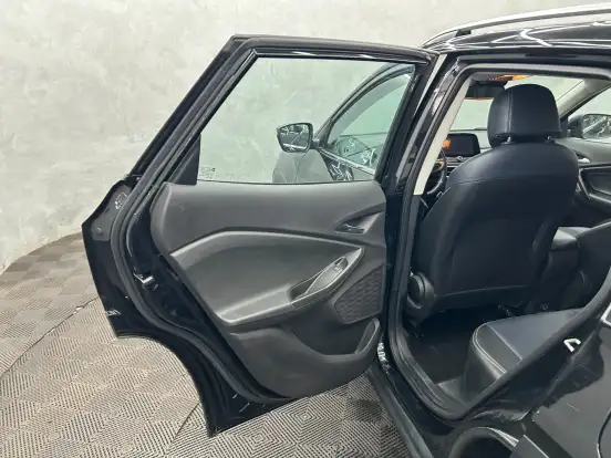 CHEVROLET-TRACKER-2024
