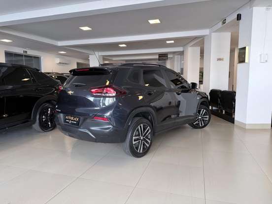 CHEVROLET-TRACKER-2024