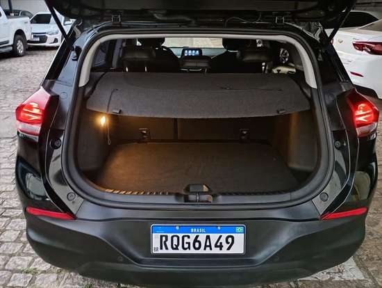 CHEVROLET-TRACKER-2023