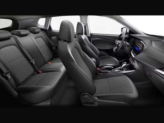 CHEVROLET-TRACKER-2025