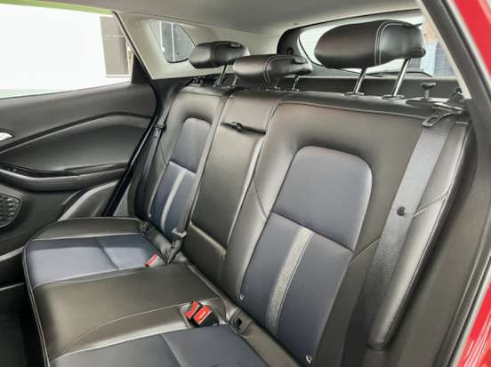 CHEVROLET-TRACKER-2021