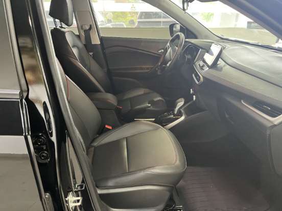 CHEVROLET-TRACKER-2024