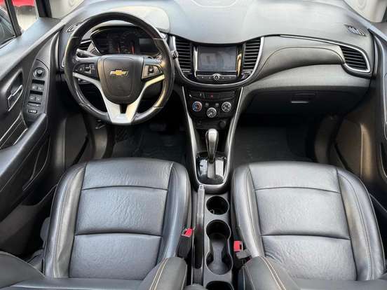 CHEVROLET-TRACKER-2018