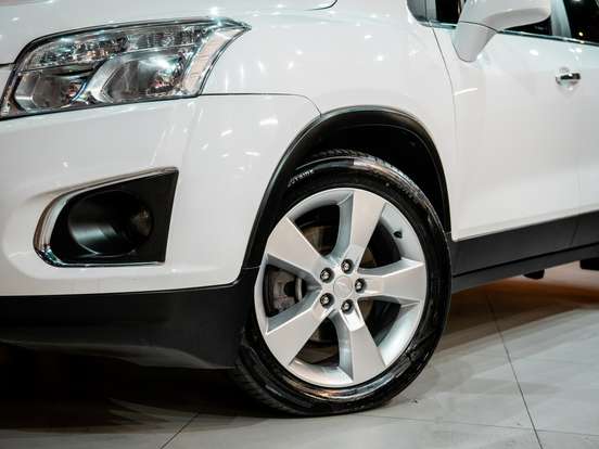 CHEVROLET-TRACKER-2013