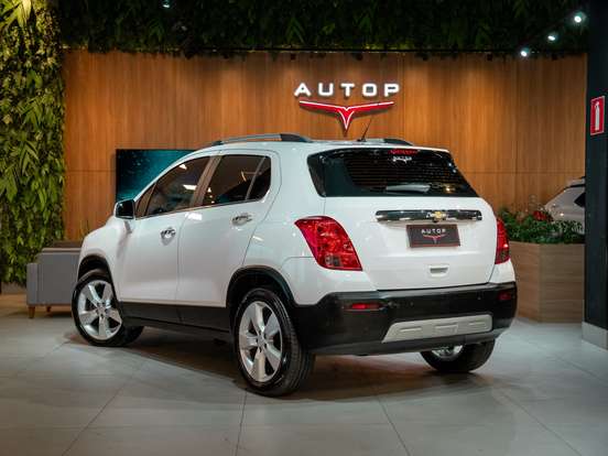 CHEVROLET-TRACKER-2013