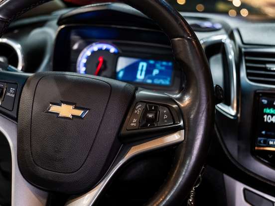 CHEVROLET-TRACKER-2013