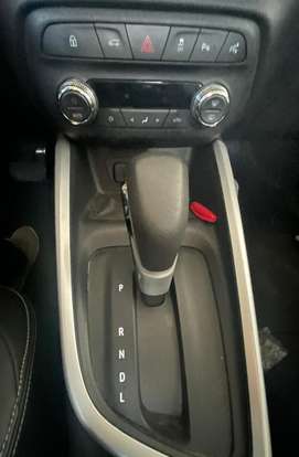 CHEVROLET-ONIX-2020