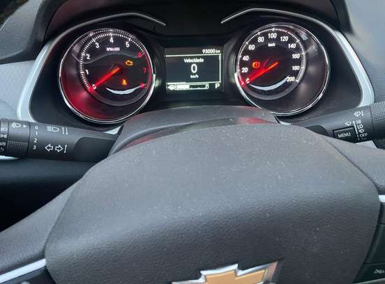 CHEVROLET-ONIX-2020