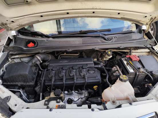 CHEVROLET-PRISMA-2014