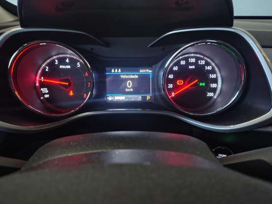 CHEVROLET-TRACKER-2020