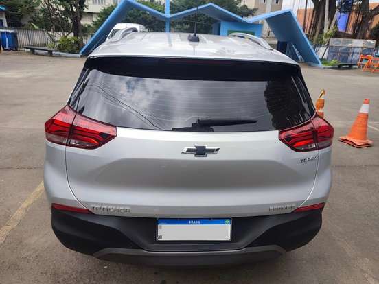 CHEVROLET-TRACKER-2022