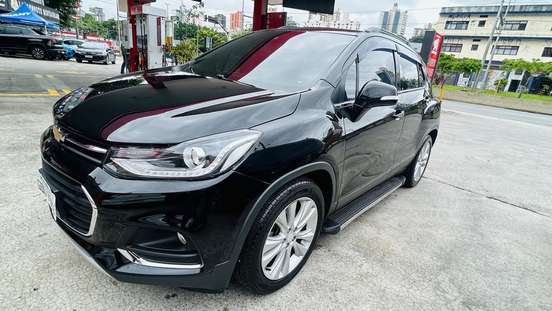 CHEVROLET-TRACKER-2017