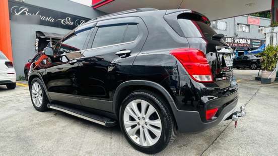 CHEVROLET-TRACKER-2017