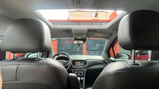 CHEVROLET-TRACKER-2017