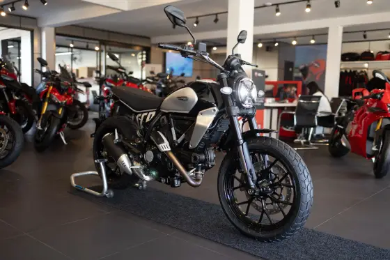 DUCATI SCRAMBLER ICON 