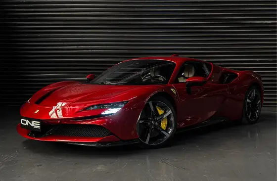 FERRARI SF90 4.0 V8 TURBO PHEV STRADALE F1-DCT FERRARI SF90 4.0 V8 TURBO PHEV STRADALE F1-DCT
