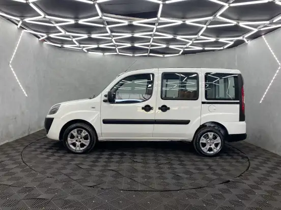 FIAT-DOBLÒ-2020
