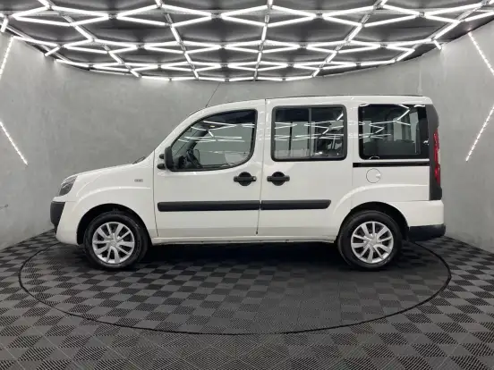 FIAT-DOBLÒ-2020