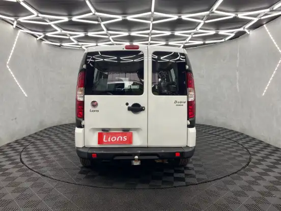 FIAT-DOBLÒ-2020