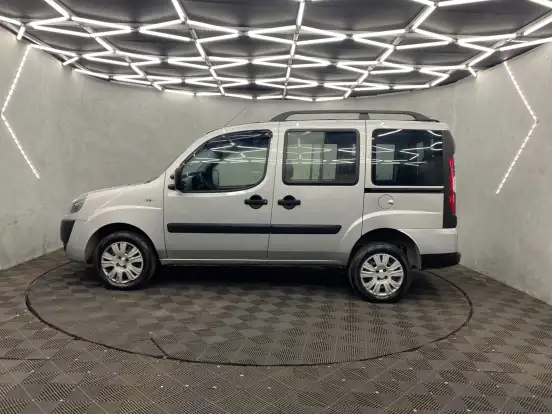 FIAT-DOBLÒ-2020