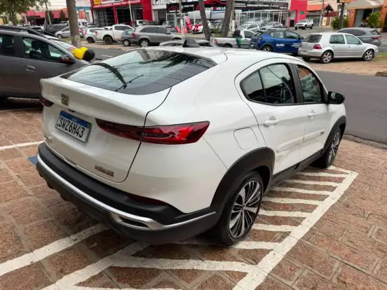 FIAT-FASTBACK-2023