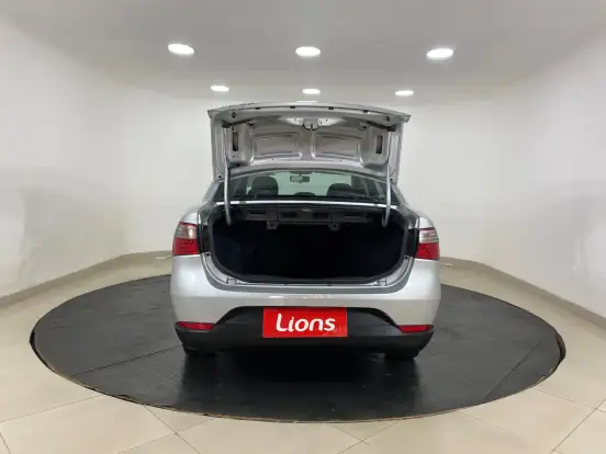 FIAT-GRAND SIENA-2021