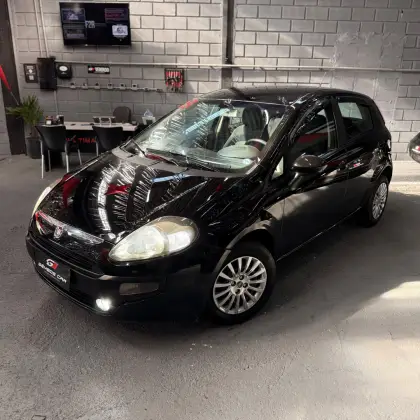 FIAT PUNTO 1.4 ATTRACTIVE ITALIA 8V FLEX 4P MANUAL FIAT PUNTO 1.4 ATTRACTIVE ITALIA 8V FLEX 4P MANUAL