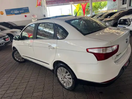 FIAT-SIENA-1.4 MPI EL 8V FLEX 4P MANUAL FIAT-SIENA-2015