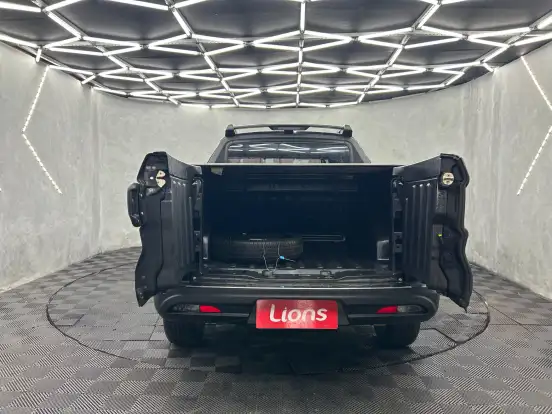 FIAT-TORO-2023