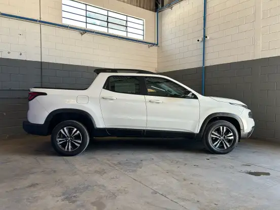 FIAT-TORO-1.3 TURBO 270 FLEX FREEDOM AT6 FIAT-TORO-2024