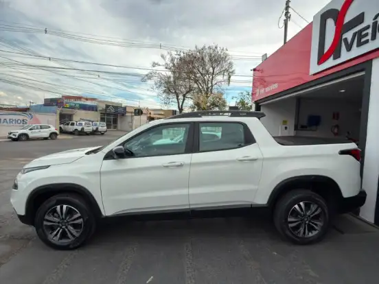 FIAT-TORO-1.3 TURBO 270 FLEX FREEDOM AT6 FIAT-TORO-2024