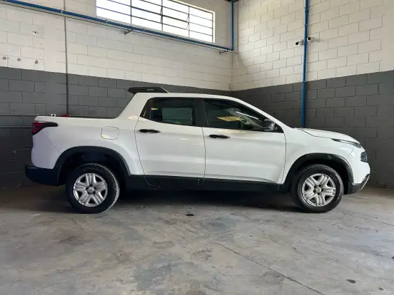 FIAT-TORO-1.8 16V EVO FLEX ENDURANCE AT6 FIAT-TORO-2022