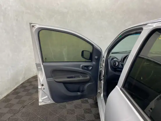 FIAT-UNO-1.0 FIRE FLEX ATTRACTIVE MANUAL FIAT-UNO-2021