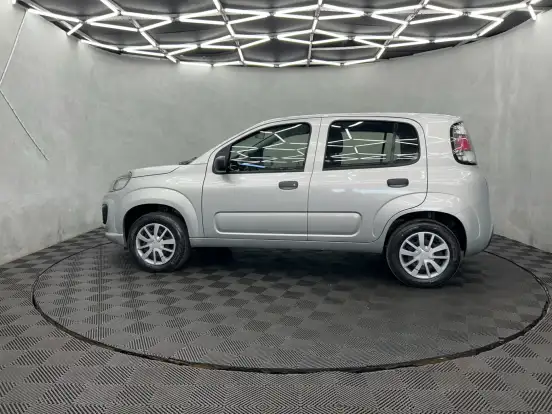 FIAT-UNO-2020