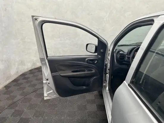 FIAT-UNO-2020