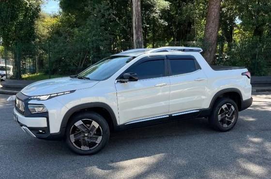 FIAT TORO 1.3 TURBO 270 FLEX VOLCANO AT6