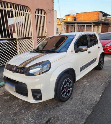 FIAT UNO 1.4 EVO SPORTING 8V FLEX 4P MANUAL